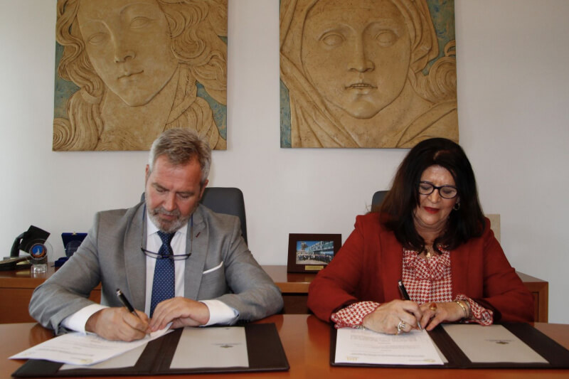 Renovación acuerdo colaboración Puerto Motril y Granada Internacional